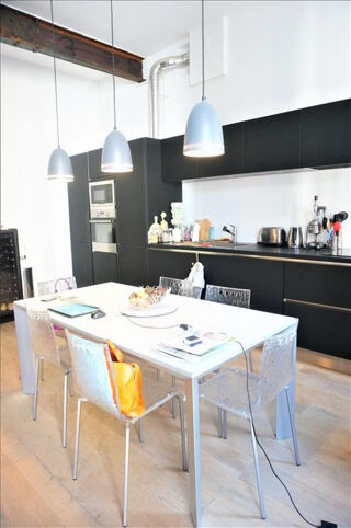  Appartement à louer 3 pièces 79 m²
