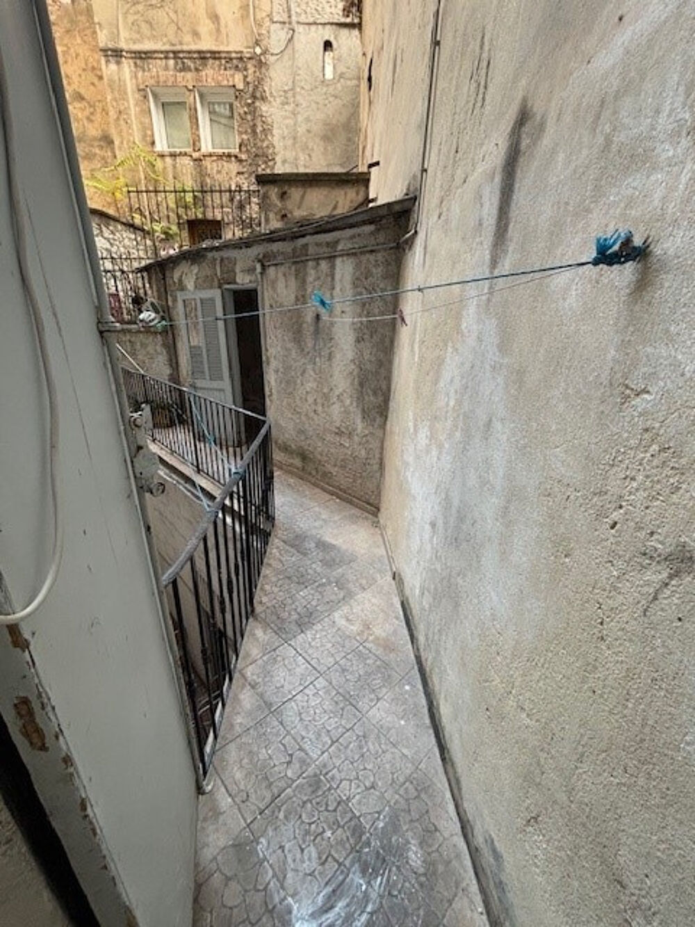 Vente Appartement GRAND TYPE 2  COURS LIEUTAUD 13006 MARSEILLE Marseille 6