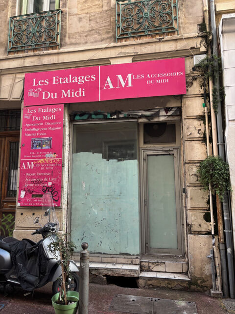 LOCAL COMMERCIAL / RUE THUBANEAU / SECTEURS GARE ST CHARLES - CANEBIERES 13001 MARSEILLE. 580 13001 Marseille