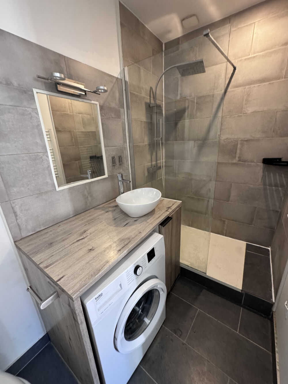 Location Appartement TYPE 2 MEUBLÉ RUE FLEGIER / GARE SAINT CHARLES 13001 MARSEILLE Marseille 1