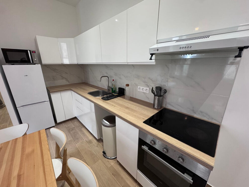 Location Appartement TYPE 3 MEUBLÉ / RUE THUBANEAU / SECTEUR GARE ST CHARLES - CANEBIERES 13001 MARSEILLE Marseille 1