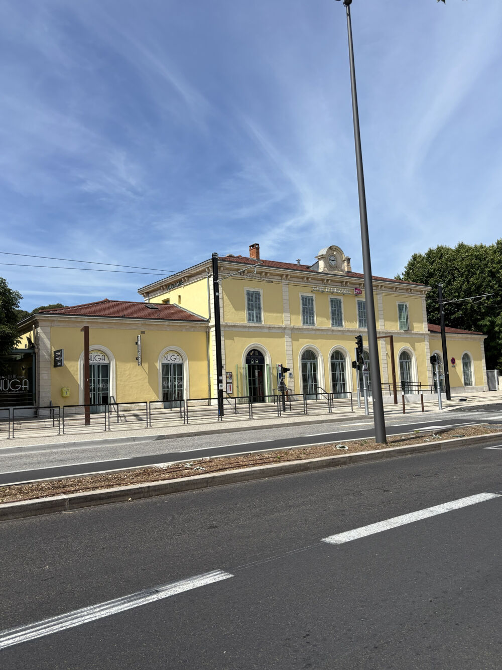 Vente Immeuble IMMEUBLE DE RAPPORT EN R+2 13400 AUBAGNE Aubagne