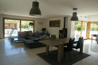  Maison � vendre 5 pi�ces 220 m�