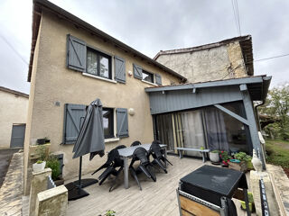  Maison  vendre 4 pices 142 m