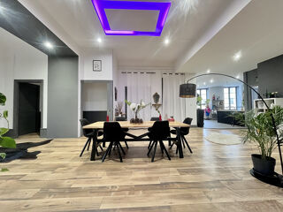  Appartement � vendre 10 pi�ces 274 m�