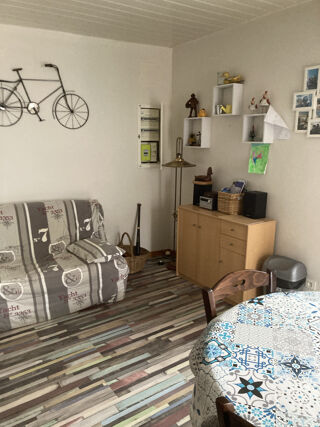  Immeuble à vendre 77 m²