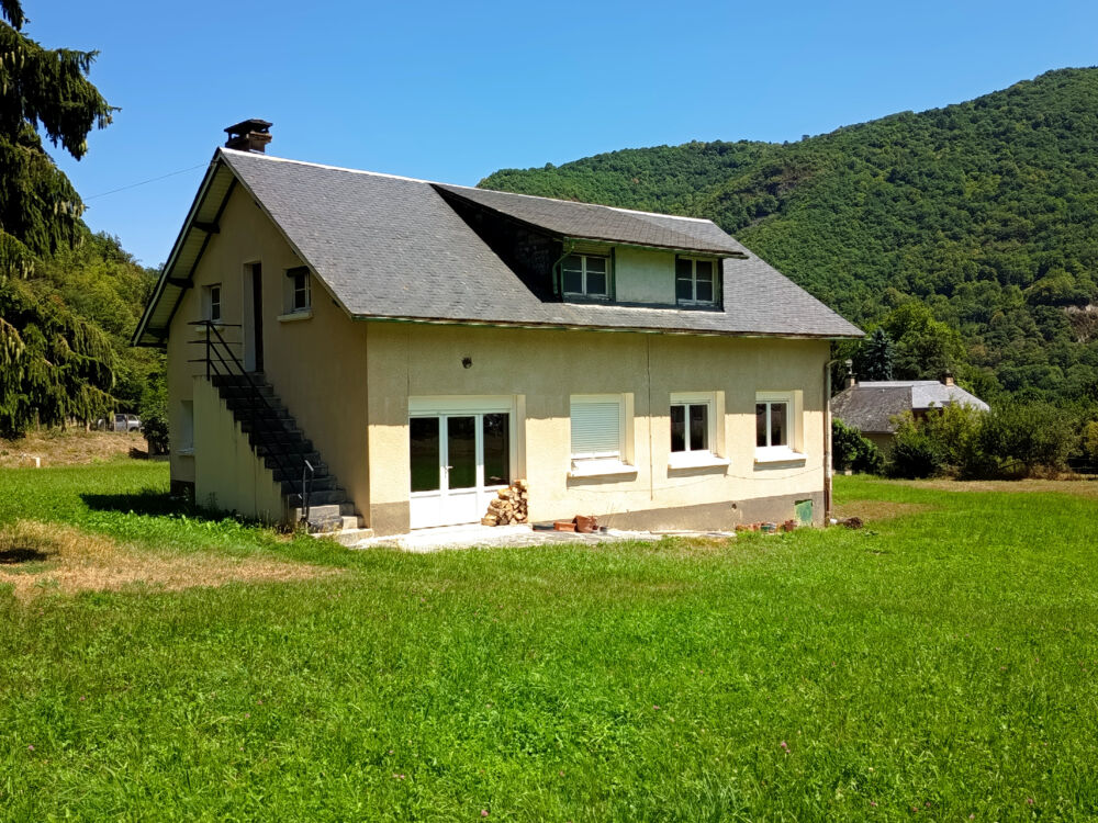 Vente Maison Maison familiale de charme avec vue panoramique 134m2 plein sud Ancizan