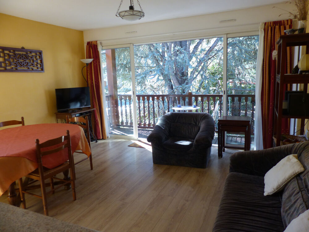 SAINT LARY SOULAN APPARTEMENT T4 DUPLEX