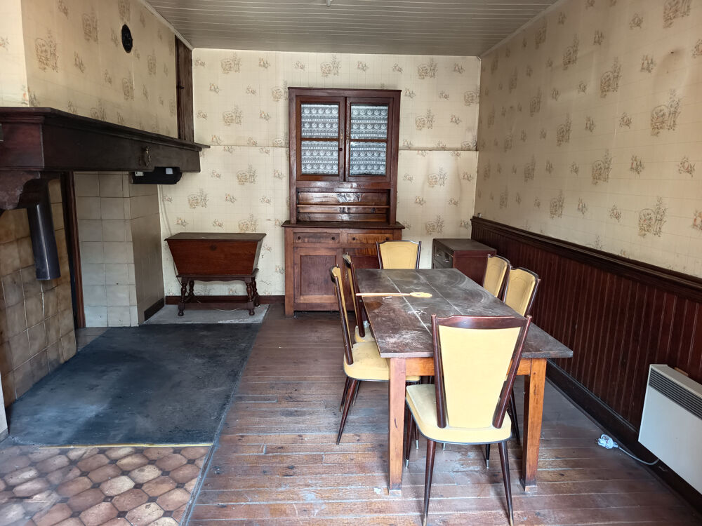 Maison de caractère dans village prisé