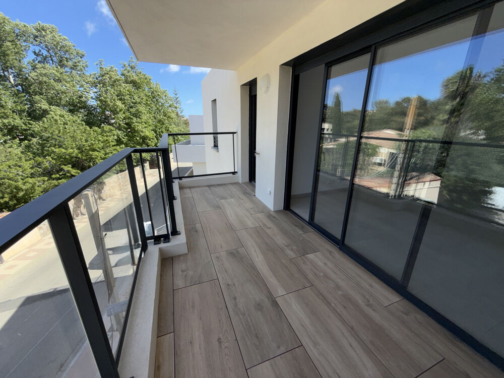 T3 NEUF avec terrasse à 300 m du centre ville et de la plage