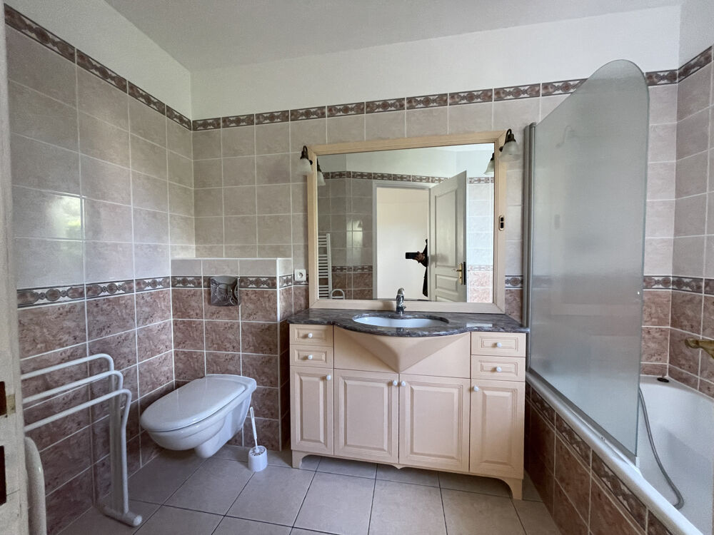 � vendre  Maison Lumio (20260)