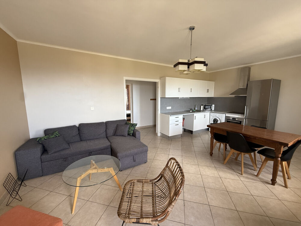 APPARTEMENT T4 VUE MER ET MONTAGNES