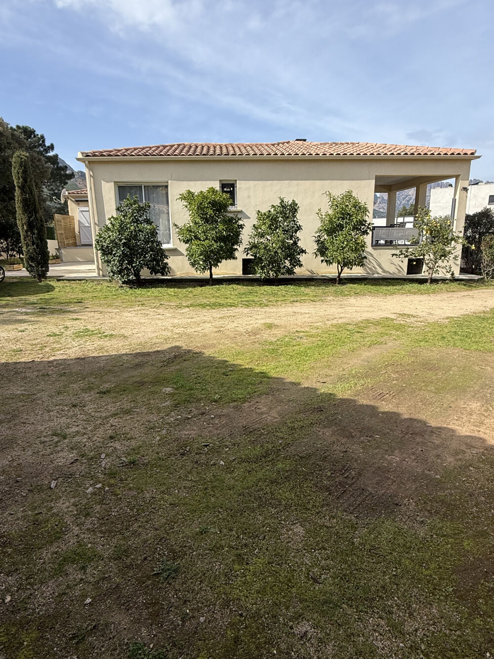 à vendre  Maison Moncale (20214)