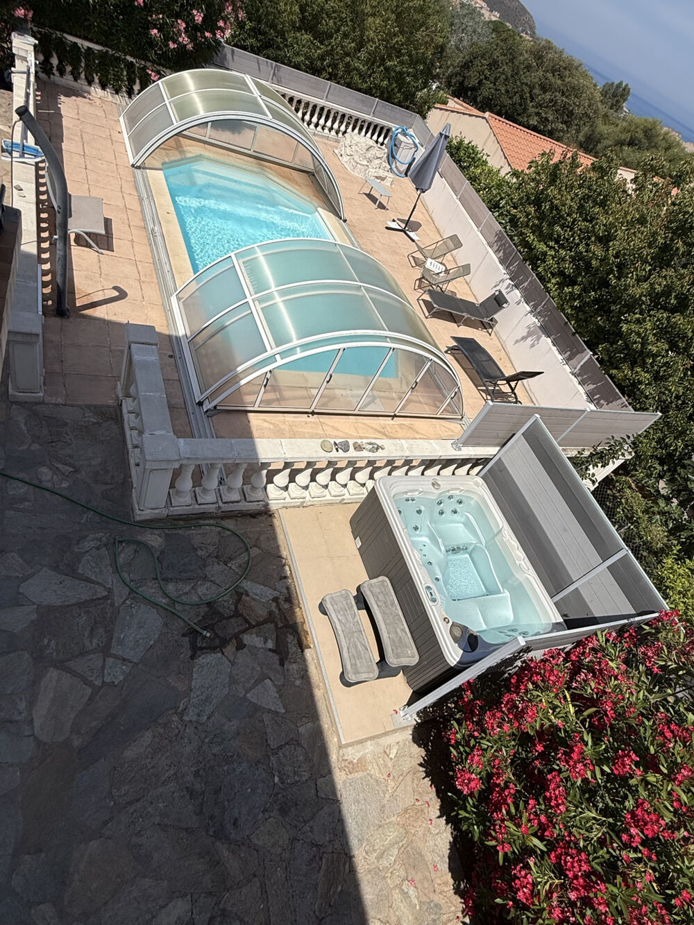 VILLA VUE MER - ENSEMBLE 3 LOGEMENTS AVEC PISCINE