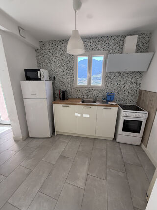  Appartement à louer 3 pièces 50 m²