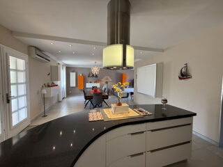  Maison � vendre 9 pi�ces 207 m�