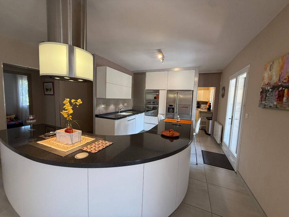 VILLA VUE MER - ENSEMBLE 3 LOGEMENTS AVEC PISCINE