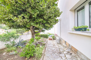  Maison � vendre 5 pi�ces 260 m�