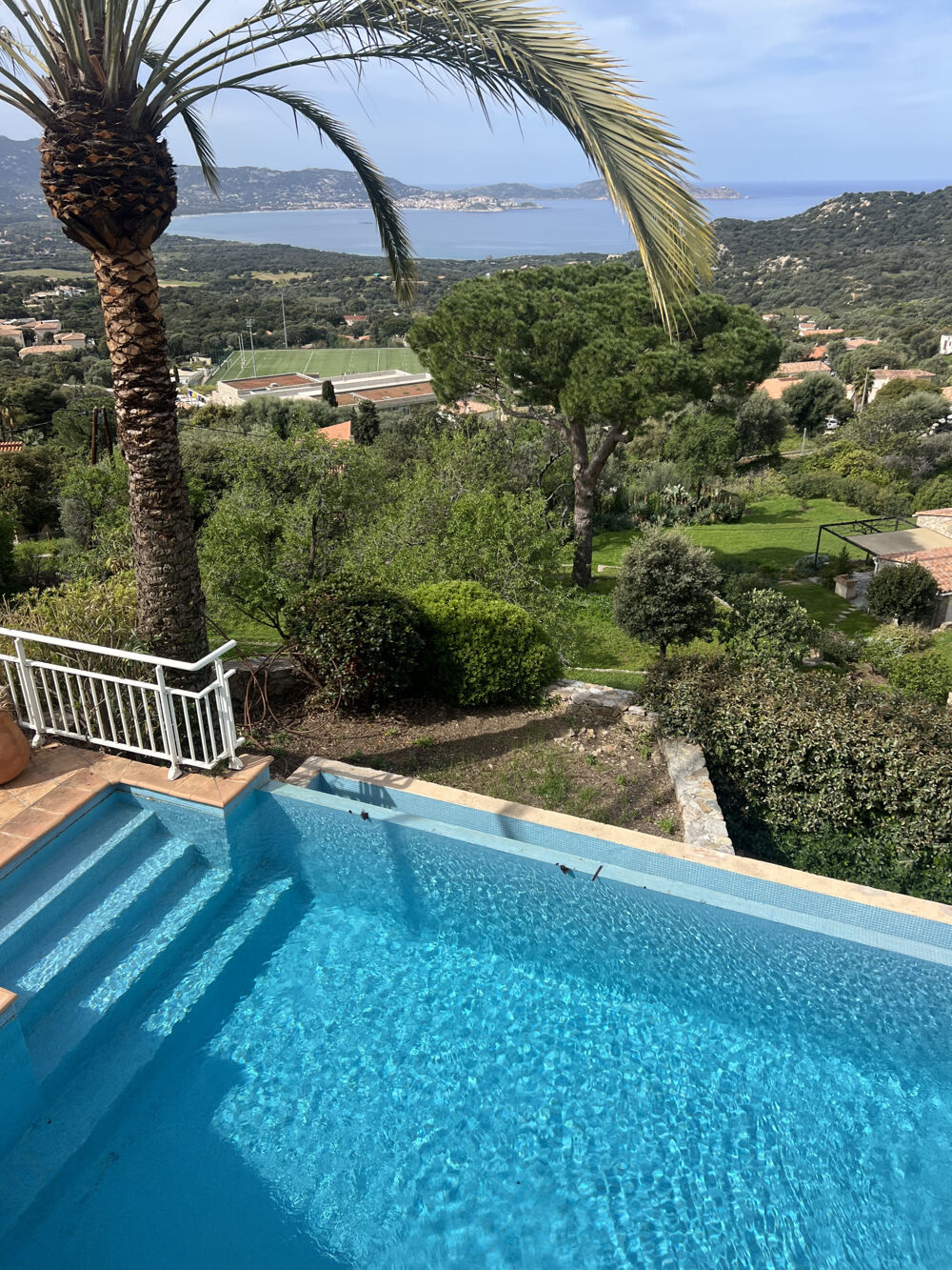 � vendre  Maison Lumio (20260)