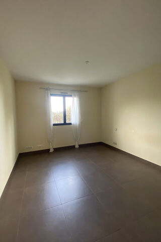  Maison à louer 4 pièces 101 m²