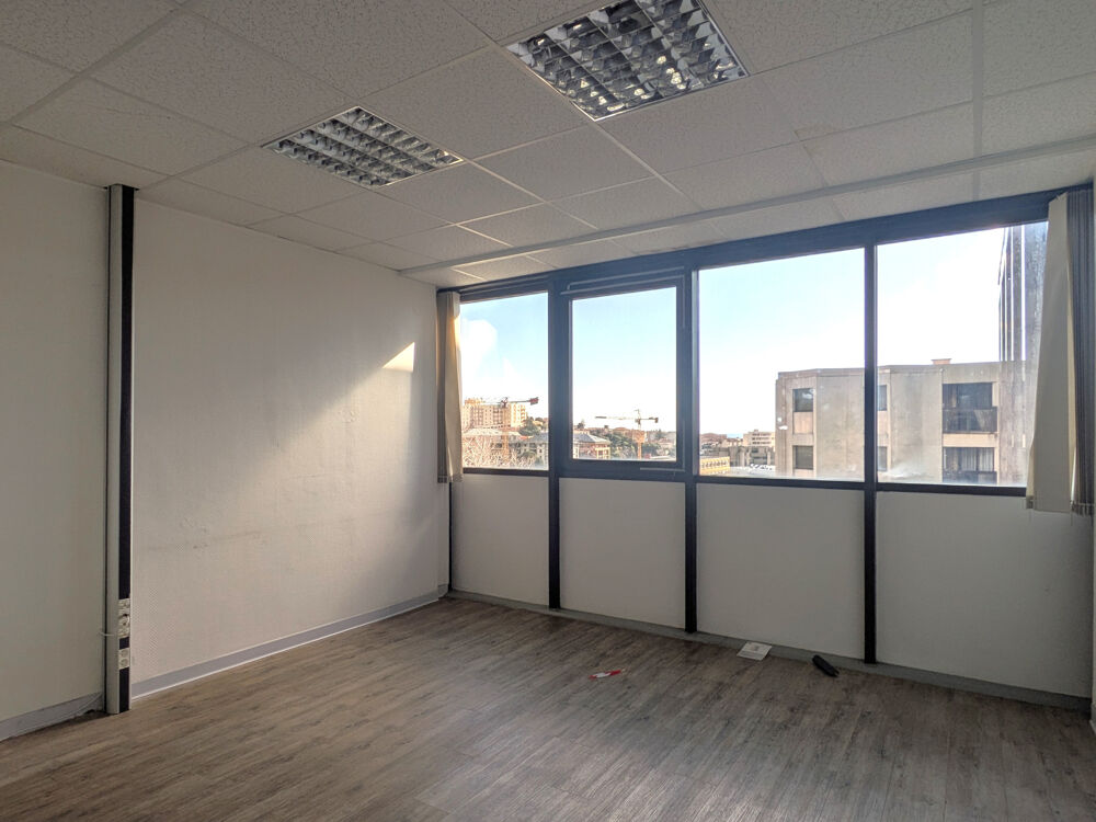   LOCAL PROFESSIONNEL - Bastia centre-ville/Fango Bastia