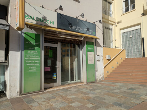   LOCAL COMMERCIAL - Plein centre de Bastia 