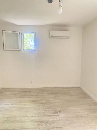  Appartement à louer 2 pièces 28 m²