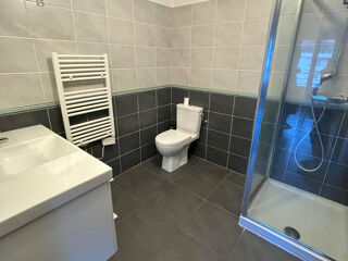  Appartement à louer 3 pièces 53 m²