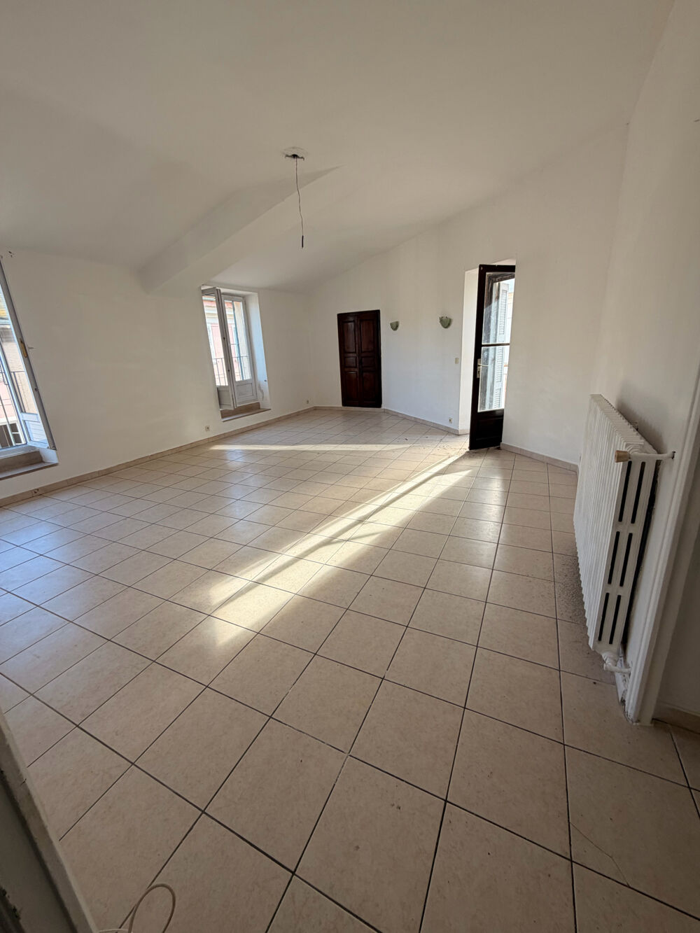 Exclusivité : appartement T4 au dernier étage rue Campinchi à Bastia centre
