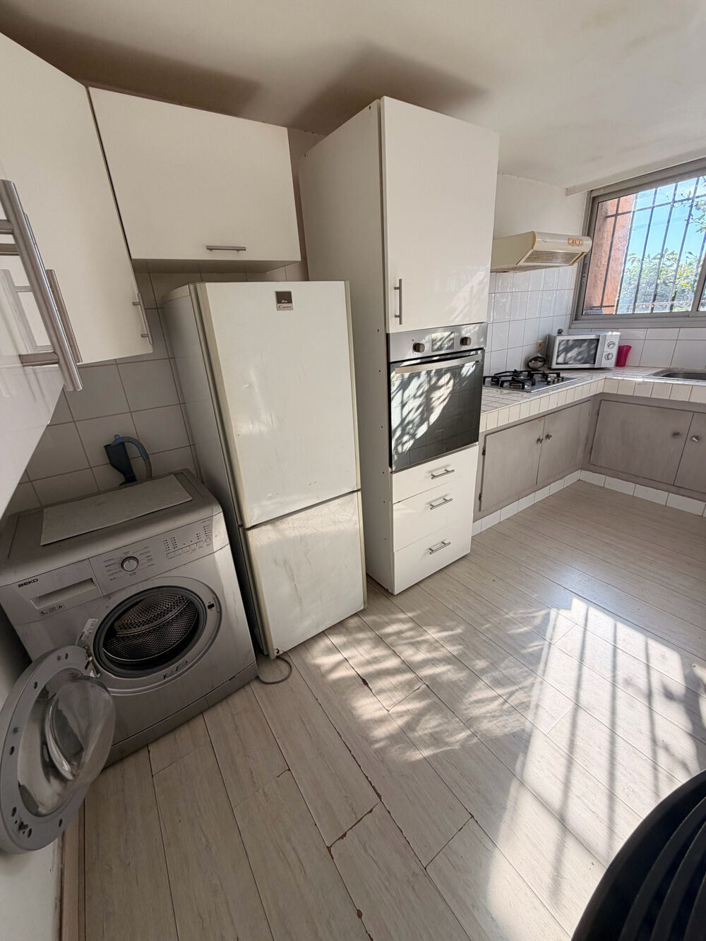 Vente Appartement Rare : vaste T2 en bord de mer avec terrasse et rez-de-jardin à moins de 500 mètres de Bastia quartier Toga Bastia