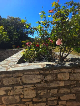  Maison  vendre 8 pices 190 m