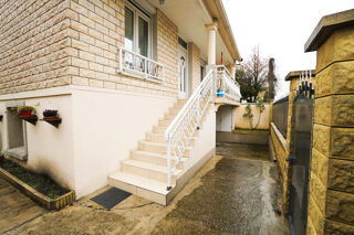  Maison  vendre 6 pices 139 m