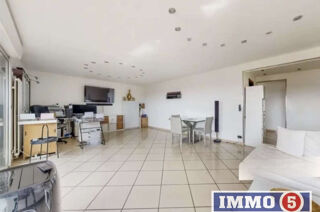  Appartement  vendre 5 pices 107 m
