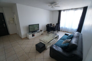  Appartement  vendre 4 pices 77 m