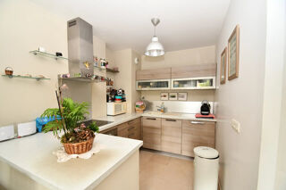  Appartement  vendre 3 pices 77 m