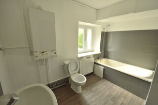  Appartement à louer 3 pièces 56 m²