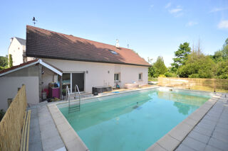  Maison � vendre 10 pi�ces 220 m�