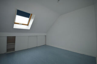  Appartement à louer 4 pièces 94 m²