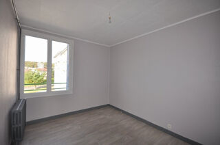  Appartement à louer 3 pièces 68 m²