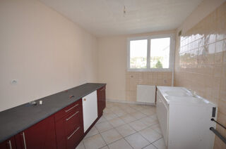  Appartement à louer 3 pièces 68 m²