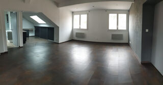  Appartement à louer 3 pièces 65 m²