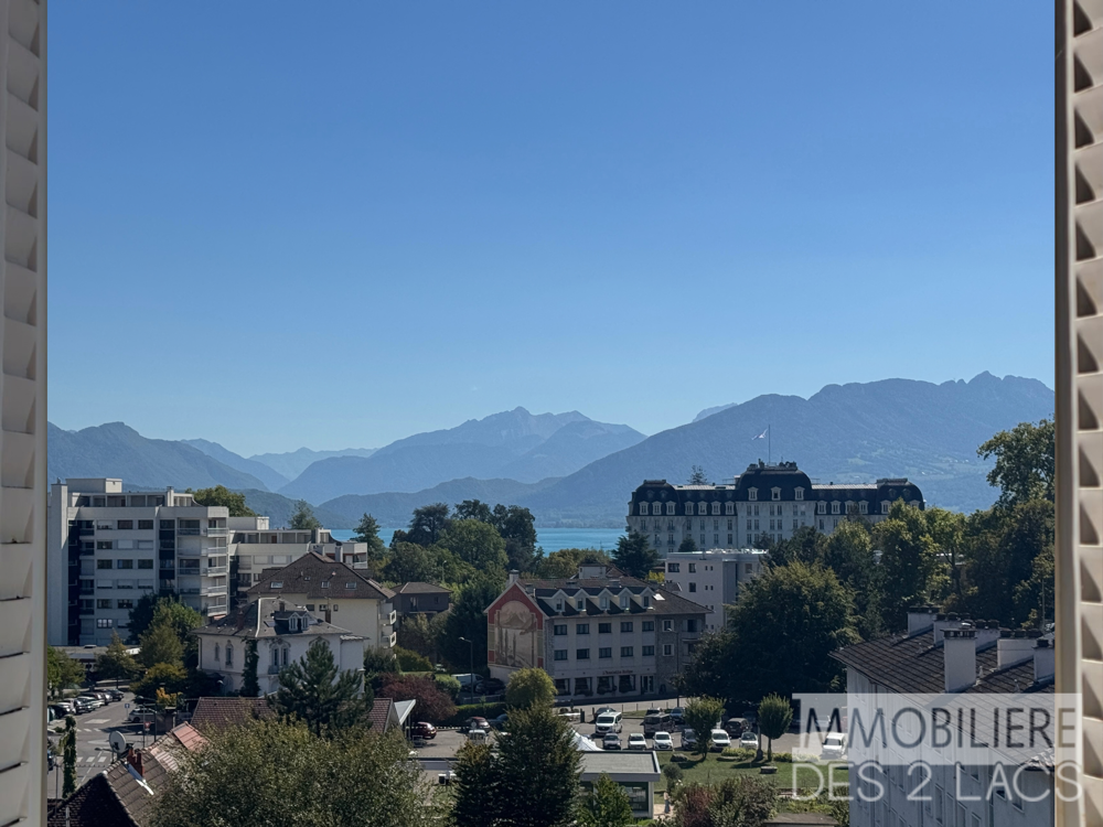 Appartement T3 de 68m2 avec vues montagnes et lac - quartier d'Albigny