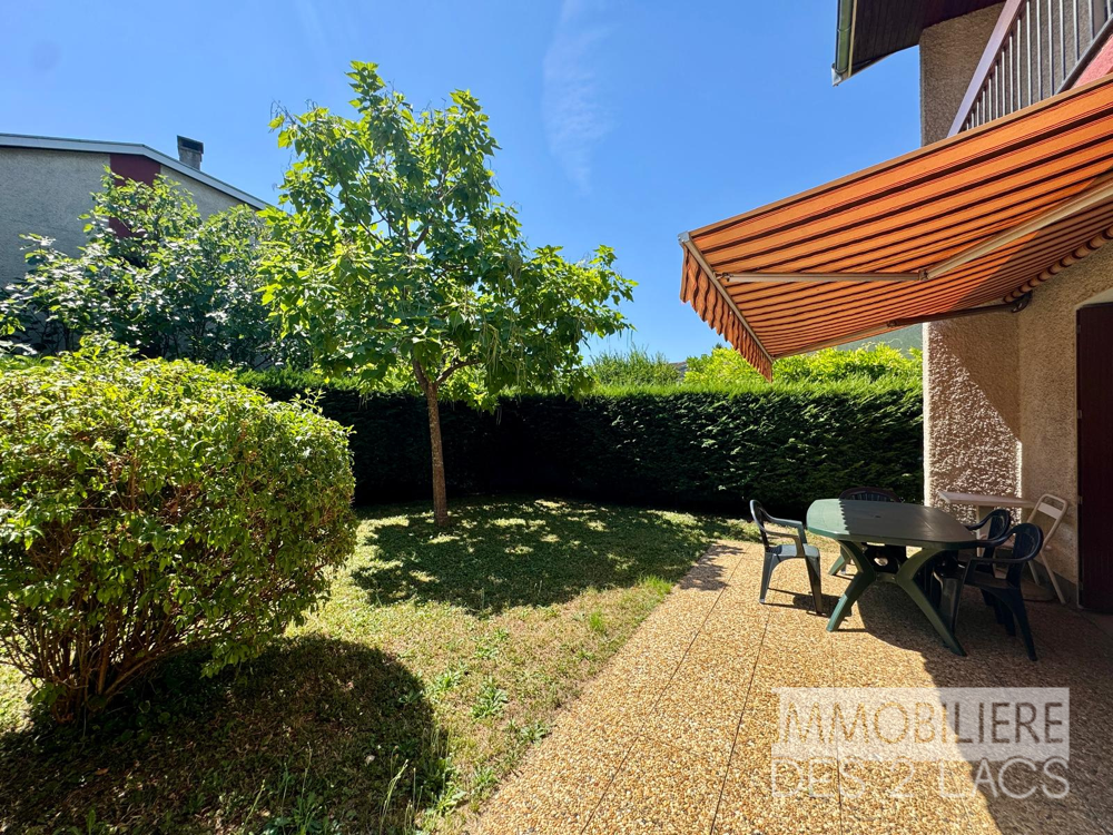 Exclusivité Maison familiale de 115 m2 avec jardin arboré, garage et vue montagnes à Poisat
