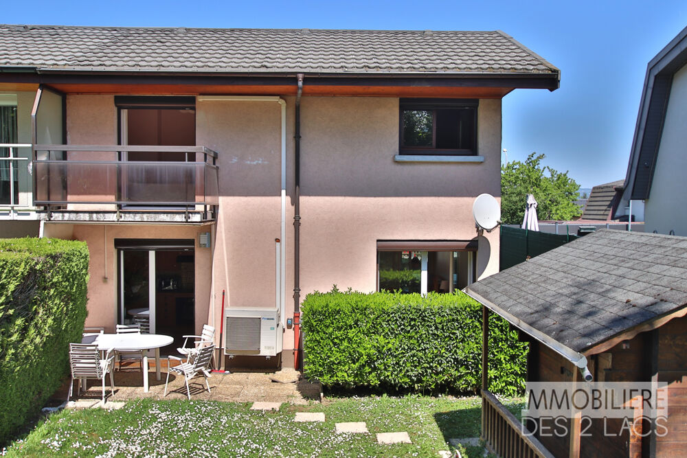 Belle maison mitoyenne avec jardin de 300m2