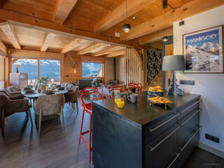 Chalet à vendre 4 pièces 135 m² Manigod