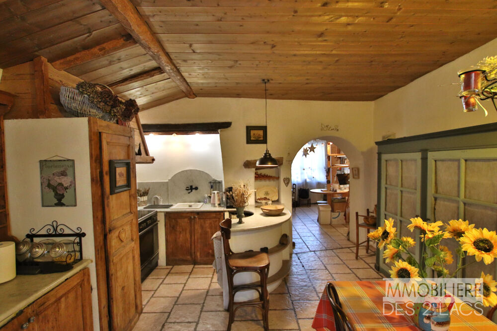 Maison de village au fort potentiel d'extension