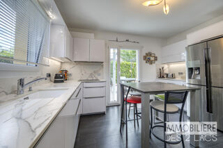  Propriété/château à vendre 6 pièces 174 m²