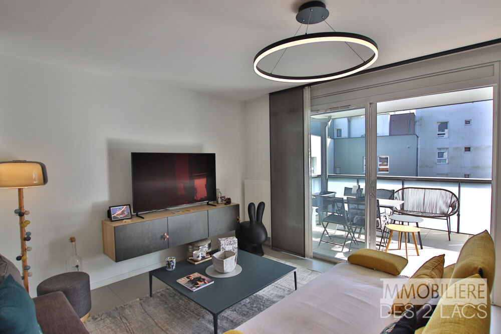 Appartement moderne en résidence récente - Terrasse conviviale - Cave et Garage inclus