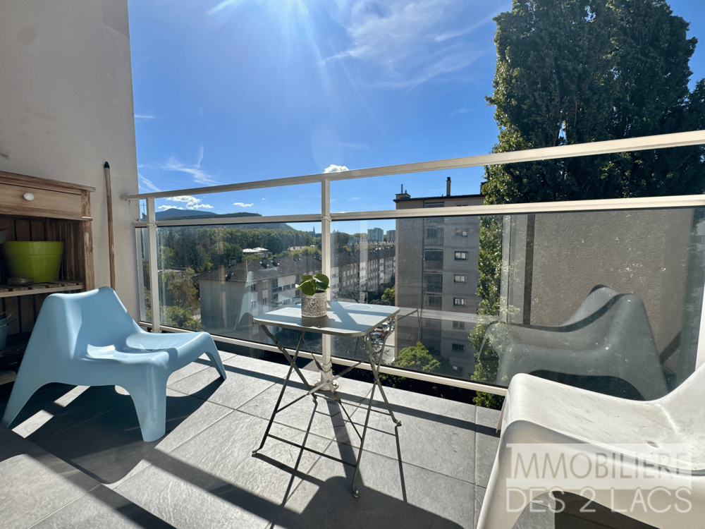 Vente Appartement Appartement T3 de 68m2 avec vues montagnes et lac - quartier d'Albigny Annecy