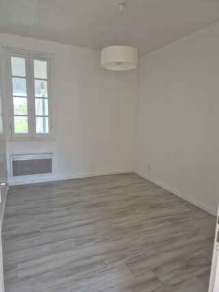  Maison à louer 2 pièces 57 m²
